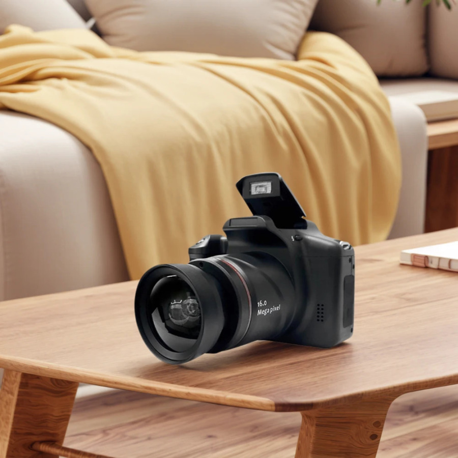 2,4 dyuymli LCD displeyli Vlogging kamerali 16 megapikselli raqamli kamera. Suratga olish uchun 16X raqamli masshtabli videokamera