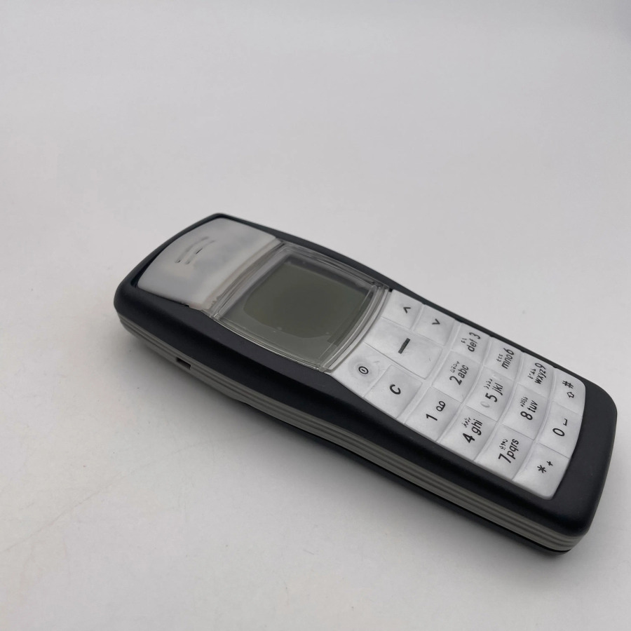 Asl yangilangan mobil telefon 1100 2G yagona SIM qulflanmagan GSM 900/1800 arab klaviaturasi Faqat Finlyandiyada ishlab chiqarilgan