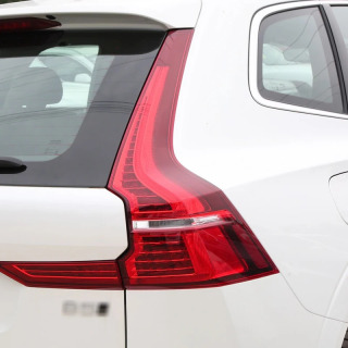 Volvo XC60 2018-2021 avtomobil aksessuarlari uchun orqa tashqi orqa chiroq qopqogʻi orqa chiroq tormoz nuri korpusi Avto ehtiyot qismlar
