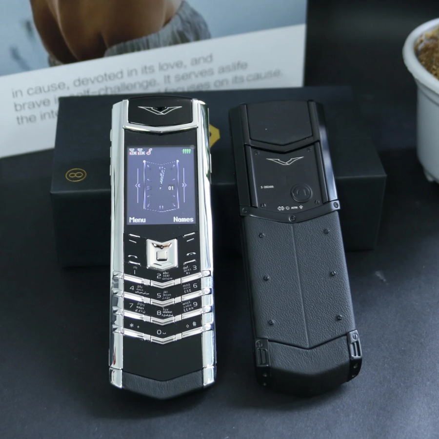 Ikkita SIM-karta, Bluetooth, elektron kitobli oqlangan hashamatli qoʻlda ishlangan metall tugmachali telefon