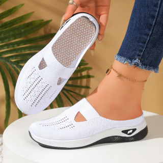 Ayollar uchun yopiq poyabzal: bir oyoq uchun engil, qulay, nafas oladigan shippak. Ayollar poyafzallari: yozgi toʻrli loafers