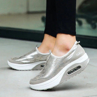 2025Yangi Ayollar Poyafzallari Moda Slip On Poyafzallari Qulay Slip On Loafers Ayollar Platforma Poyafzallari Zapatos Mujer